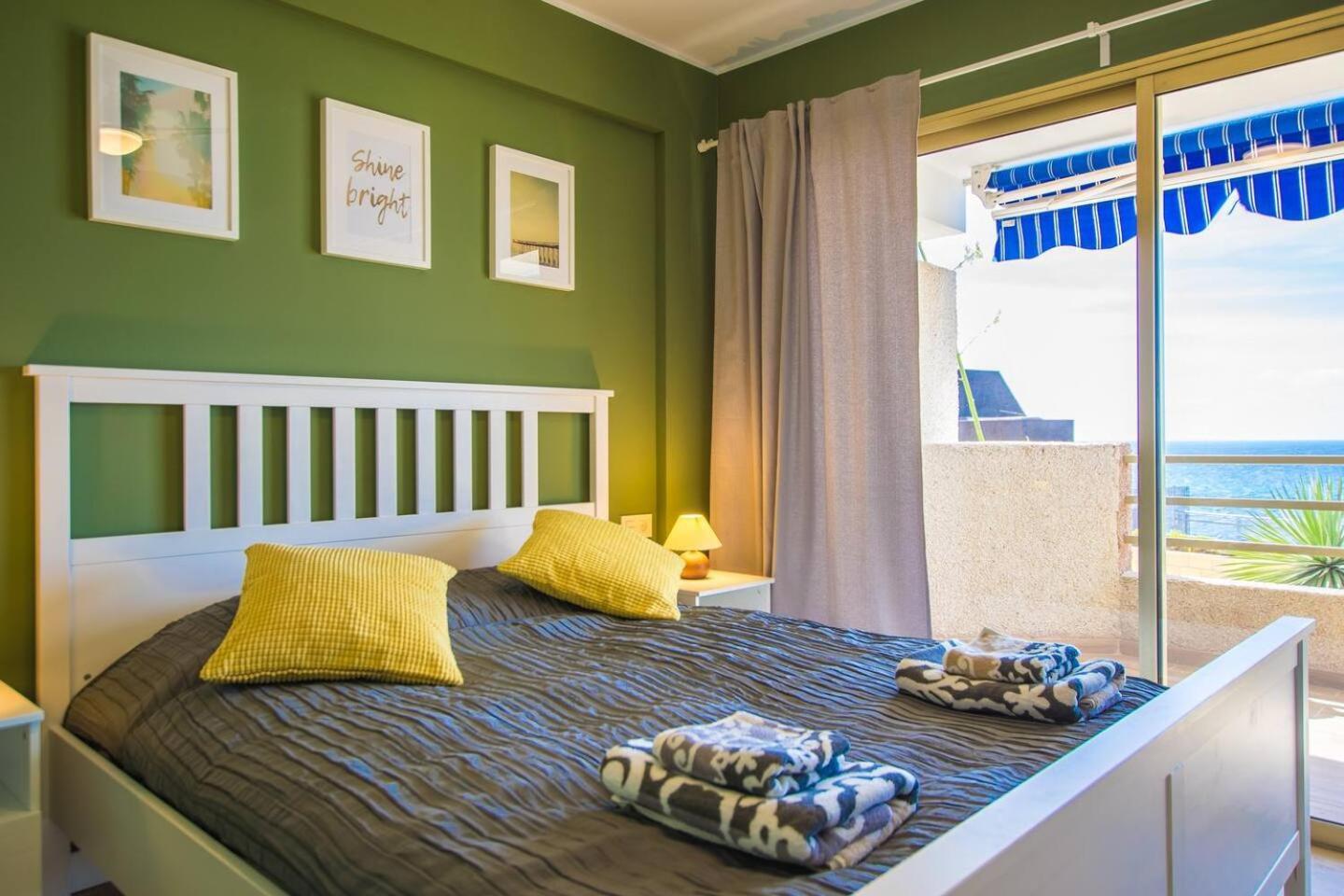 Stunning 2Bed Seaview Apt By Dream Homes Tenerife Puerto de Santiago  Bagian luar foto